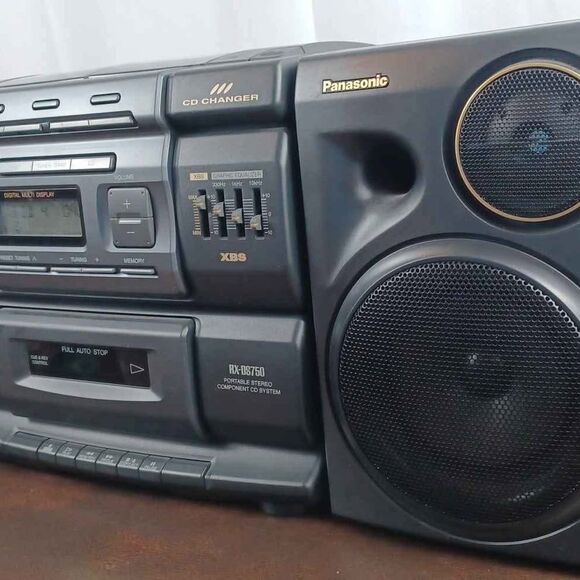 1990's Panasonic Boombox CD, Cassette Radio in Excellent Condition! - Picture 2 of 10